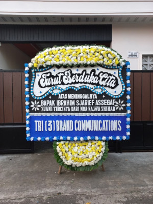 Papan Bunga Duka di Glagah